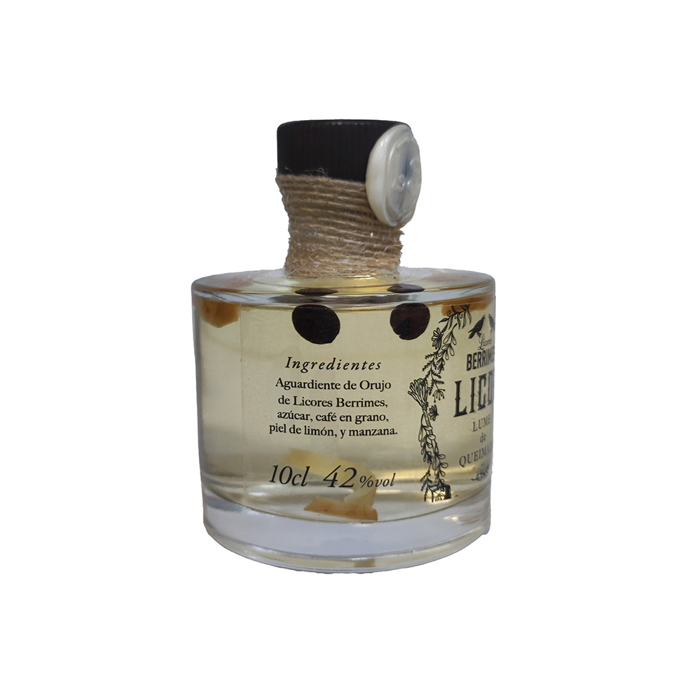Queimada gallega. Aguardiente de orujo