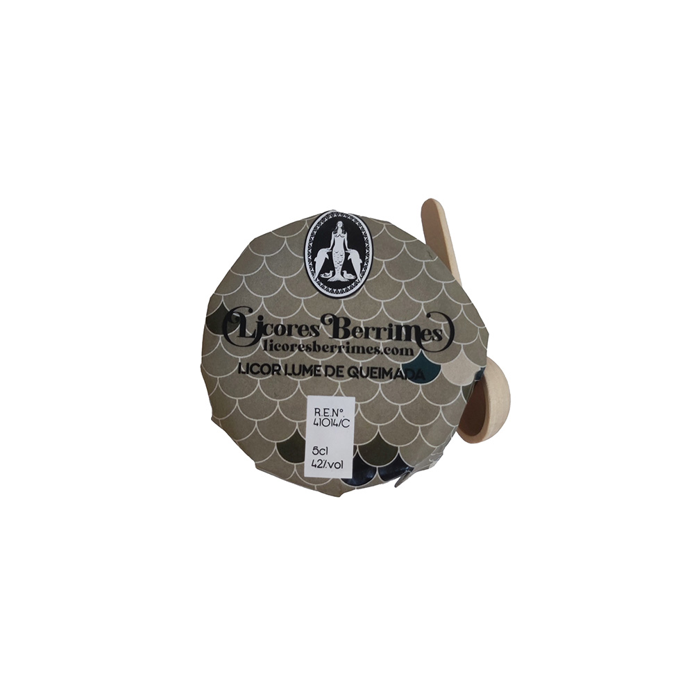 Queimada gallega. Aguardiente de orujo